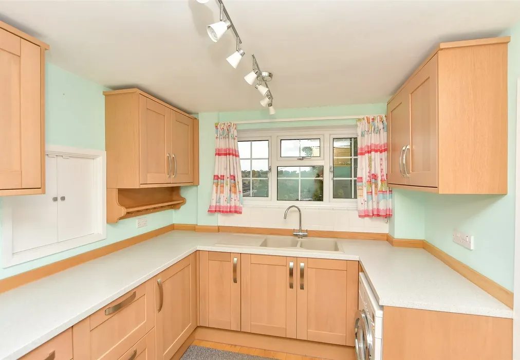 Kitchen - Prince Charles Avenue, Walderslade, Chatham, Kent - Wards of Kent