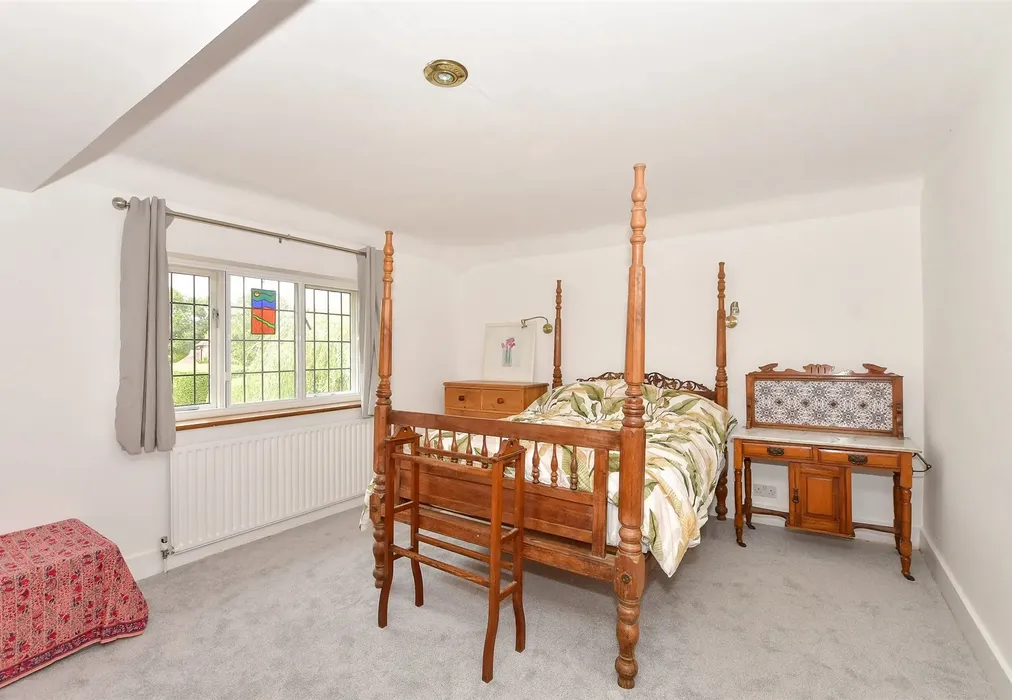 Bedroom 1 - Elmbridge Road, Cranleigh, Surrey - Wards of Kent