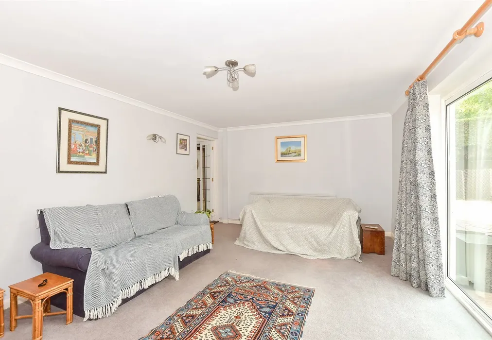 Lounge - Elmbridge Road, Cranleigh, Surrey - Wards of Kent