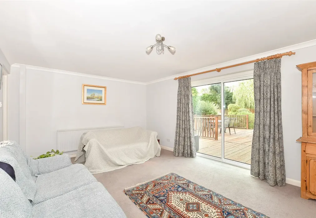 Lounge - Elmbridge Road, Cranleigh, Surrey - Wards of Kent