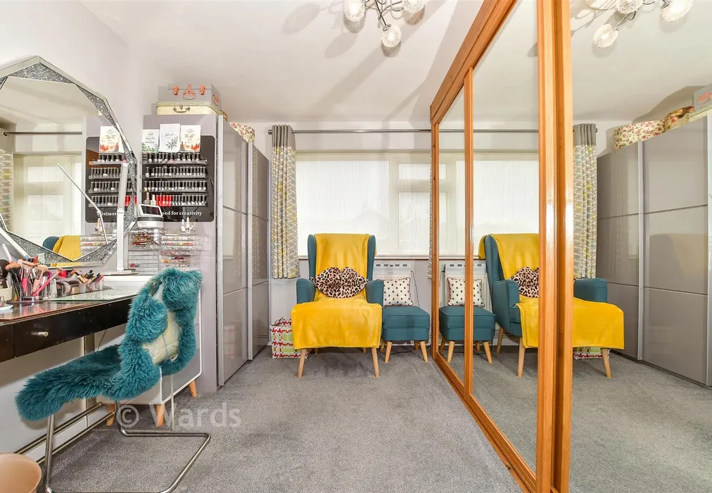 Annexe Bedroom - St. Mary's Road, New Romney, Kent - Wards of Kent