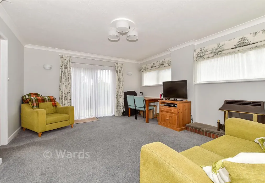 Annexe Lounge - St. Mary's Road, New Romney, Kent - Wards of Kent