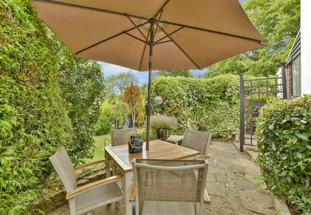 Rear Garden - Linnell Road, Redhill, Surrey - Wards of Kent