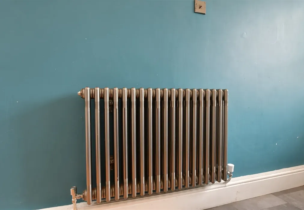 Internal Feature - Palmers Hill, Epping, Essex - Wards of Kent