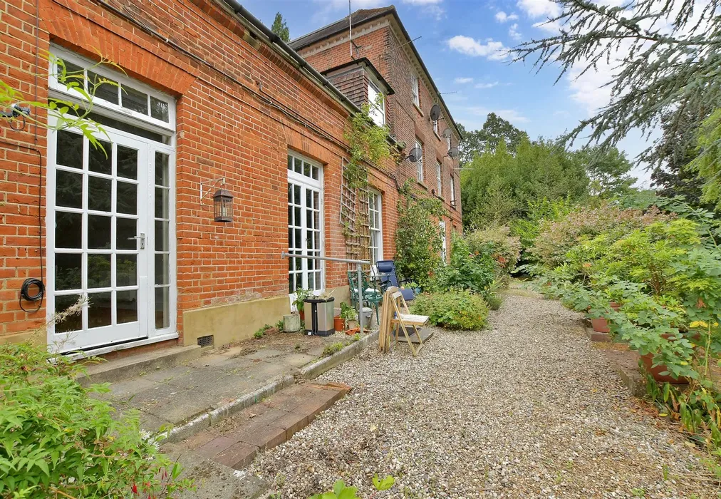 Rear Elevation - Palmers Hill, Epping, Essex - Wards of Kent