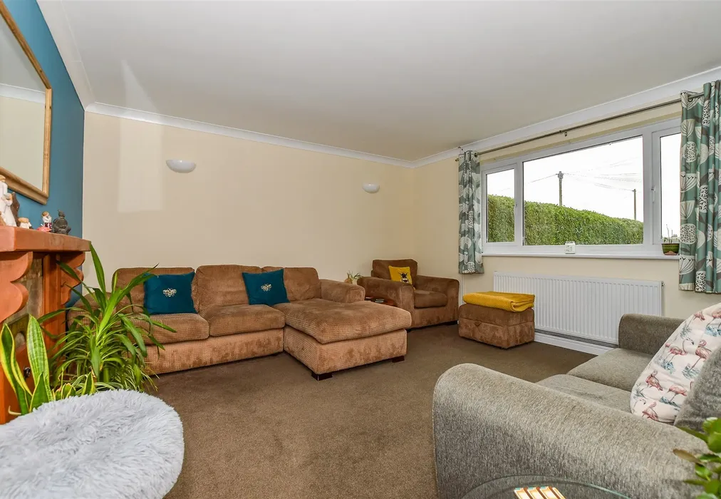 Lounge - Prior Road, Greatstone, New Romney, Kent - Wards of Kent