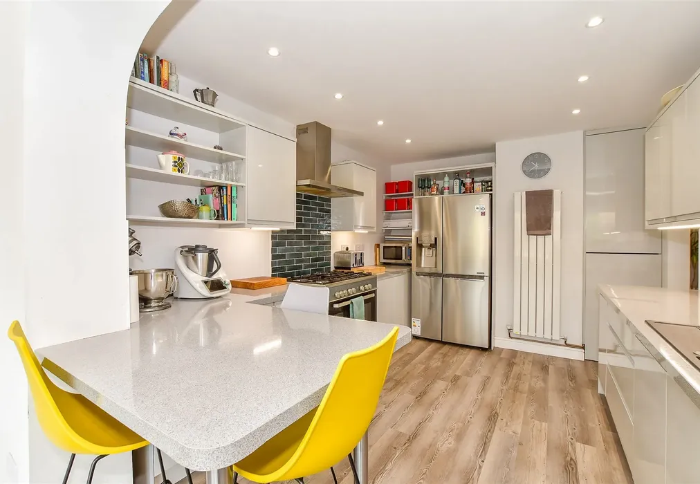 Kitchen - Prior Road, Greatstone, New Romney, Kent - Wards of Kent