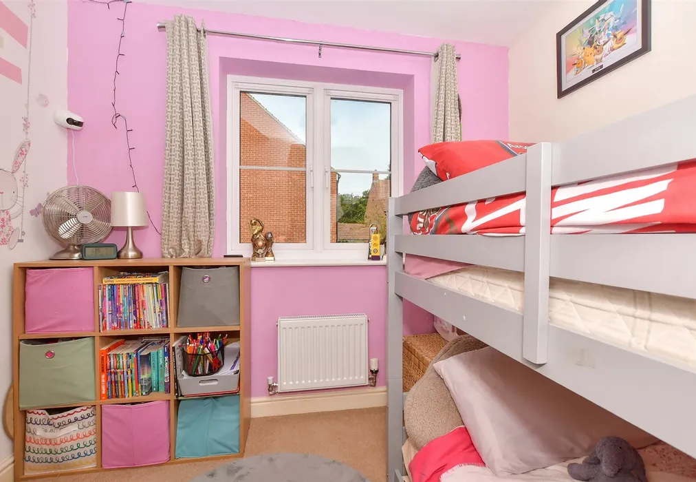 Bedroom 3 - Finn Farm Road, Ashford, Kent - Wards of Kent