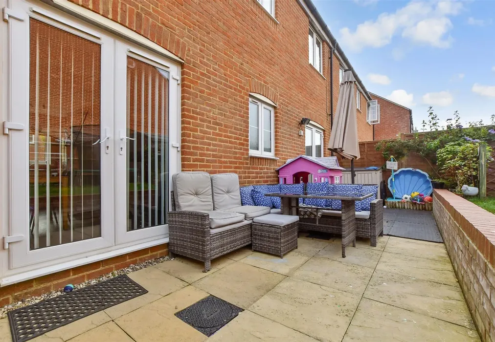 Patio / Decking - Finn Farm Road, Ashford, Kent - Wards of Kent
