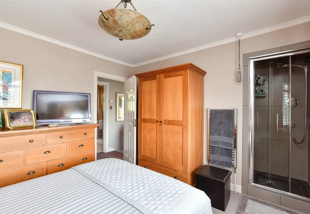 Bedroom 3 - Brangwyn Drive, Brighton, East Sussex - Wards of Kent