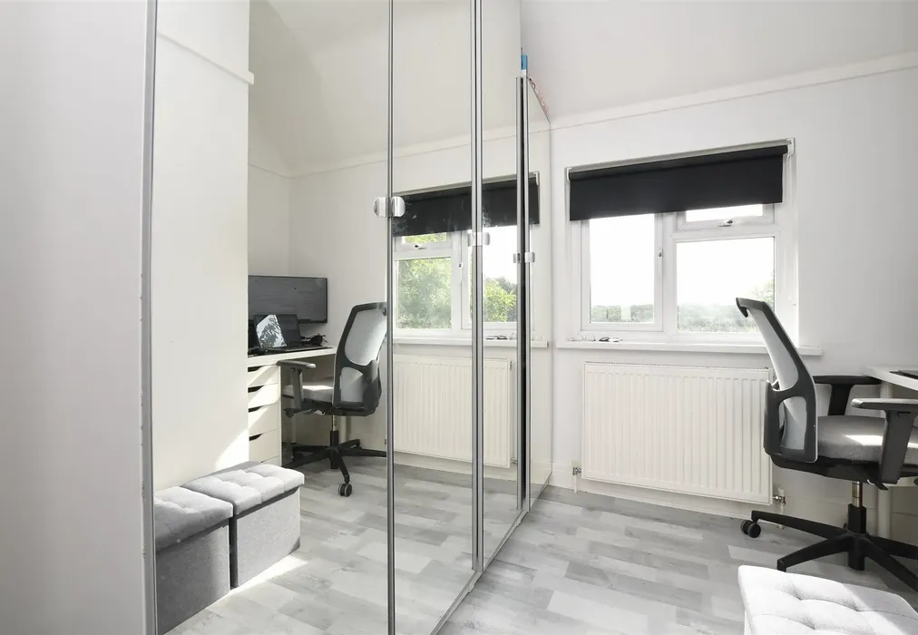 Bedroom 3 - Hawthorn Crescent, South Croydon, Surrey - Wards of Kent