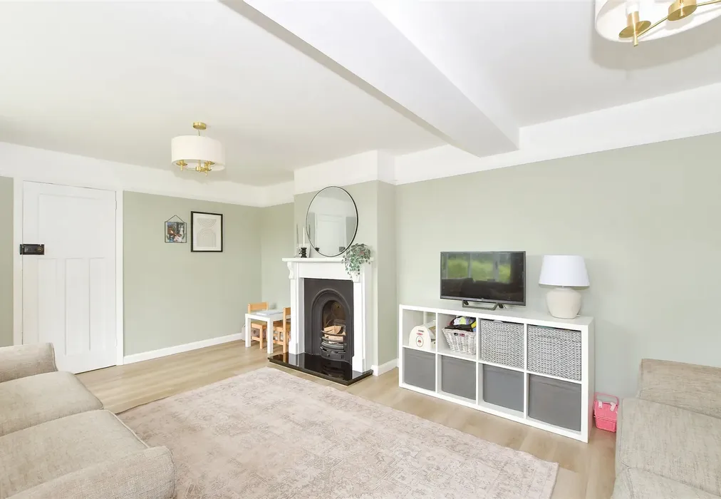 Lounge - Five Ash Down, Uckfield, East Sussex - Wards of Kent