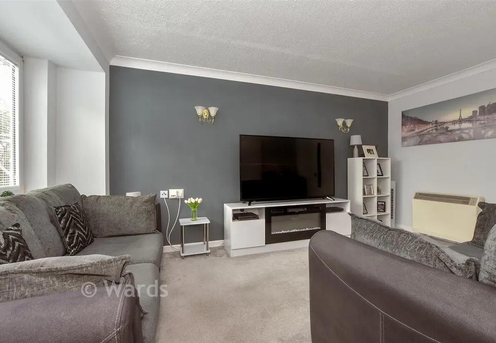 Lounge - Hunting Gate, Birchington, Kent - Wards of Kent