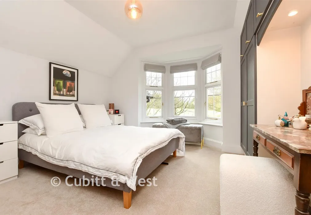 Bedroom 2 - Newdigate Road, Beare Green, Dorking, Surrey - Wards of Kent