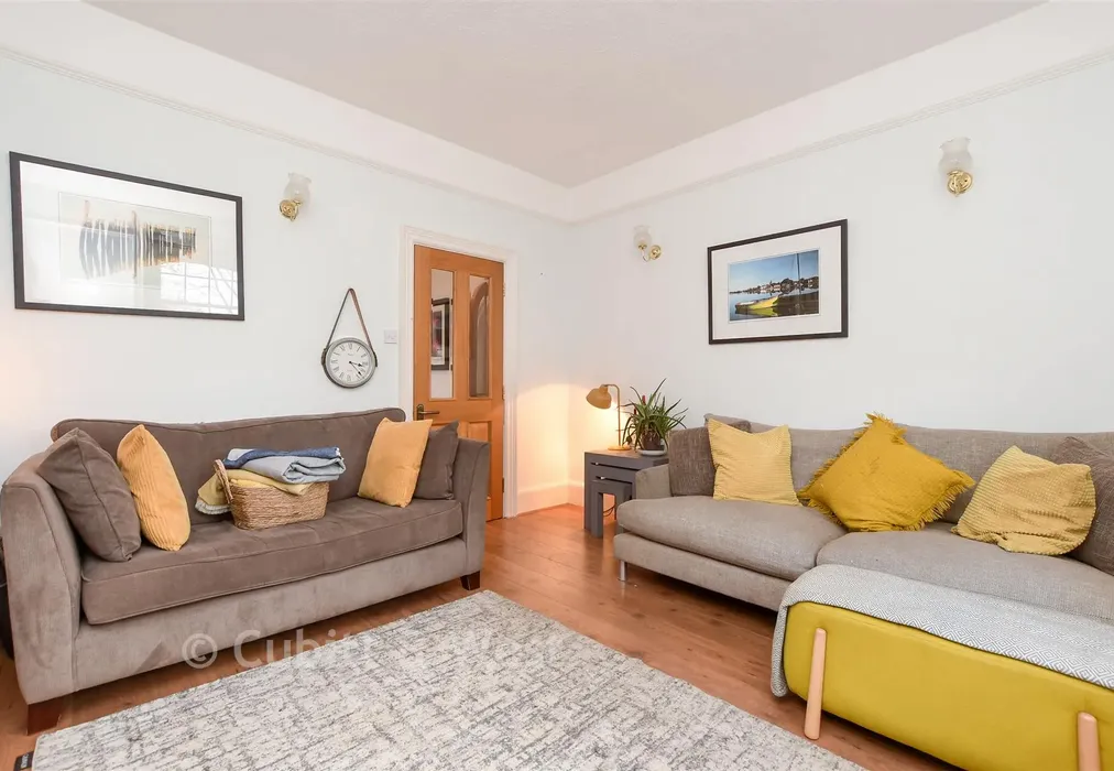 Sitting Room - Newdigate Road, Beare Green, Dorking, Surrey - Wards of Kent