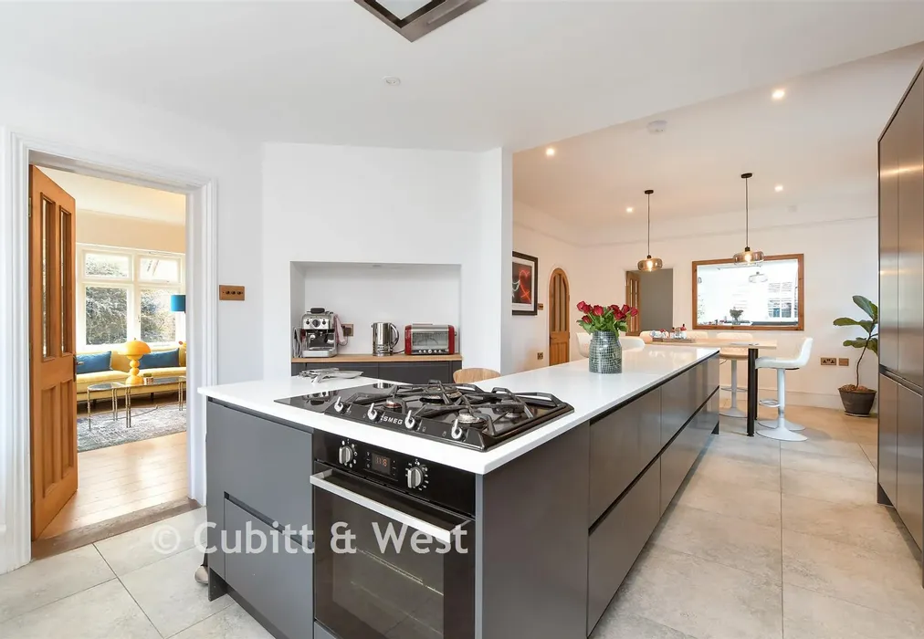 Kitchen/Diner - Newdigate Road, Beare Green, Dorking, Surrey - Wards of Kent