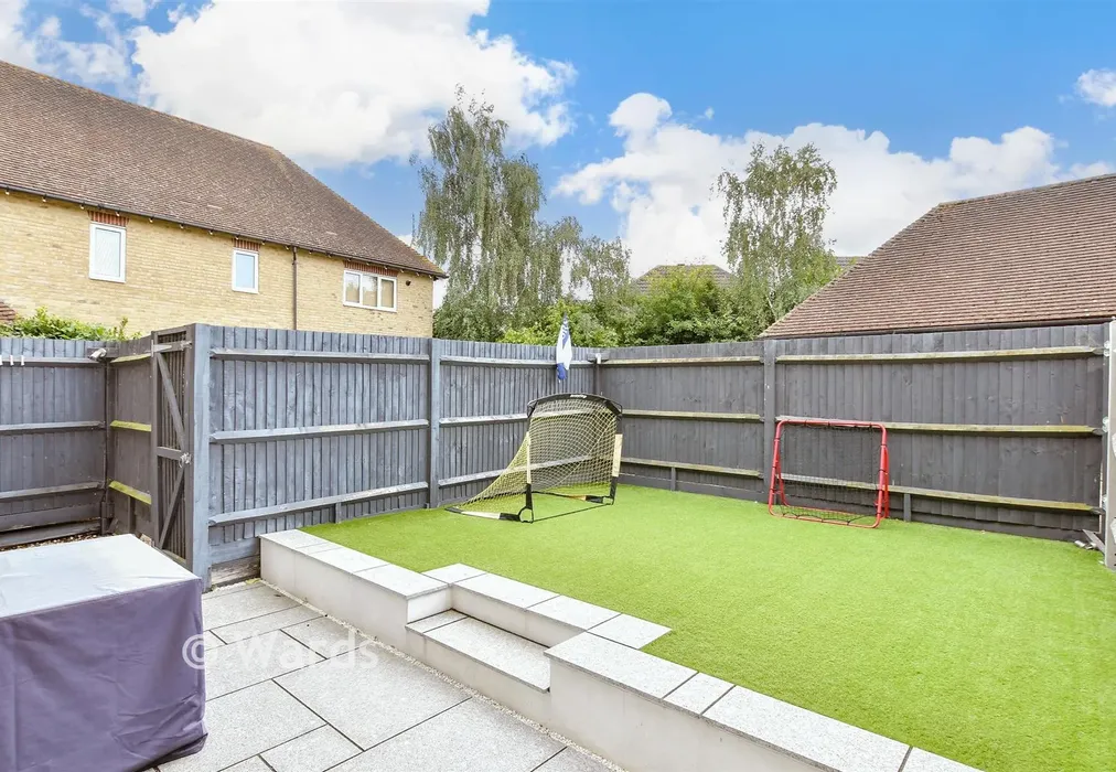 Rear Garden - Britannia Road, High Halstow, Rochester, Kent - Wards of Kent