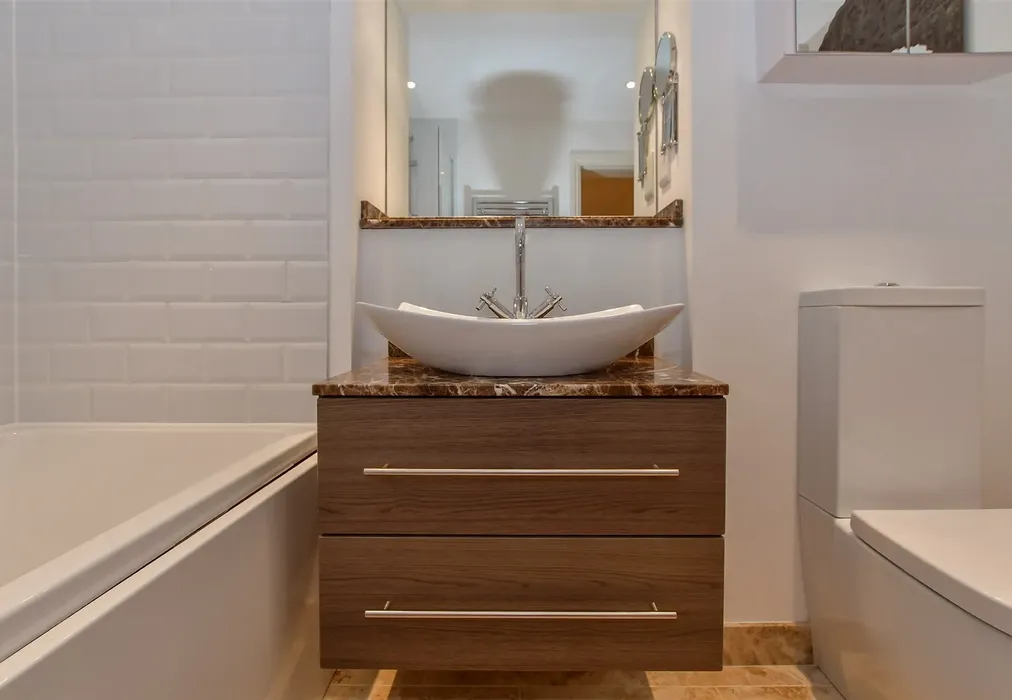 Bath 2.1 - Nevill Park, Tunbridge Wells, Kent - Wards of Kent