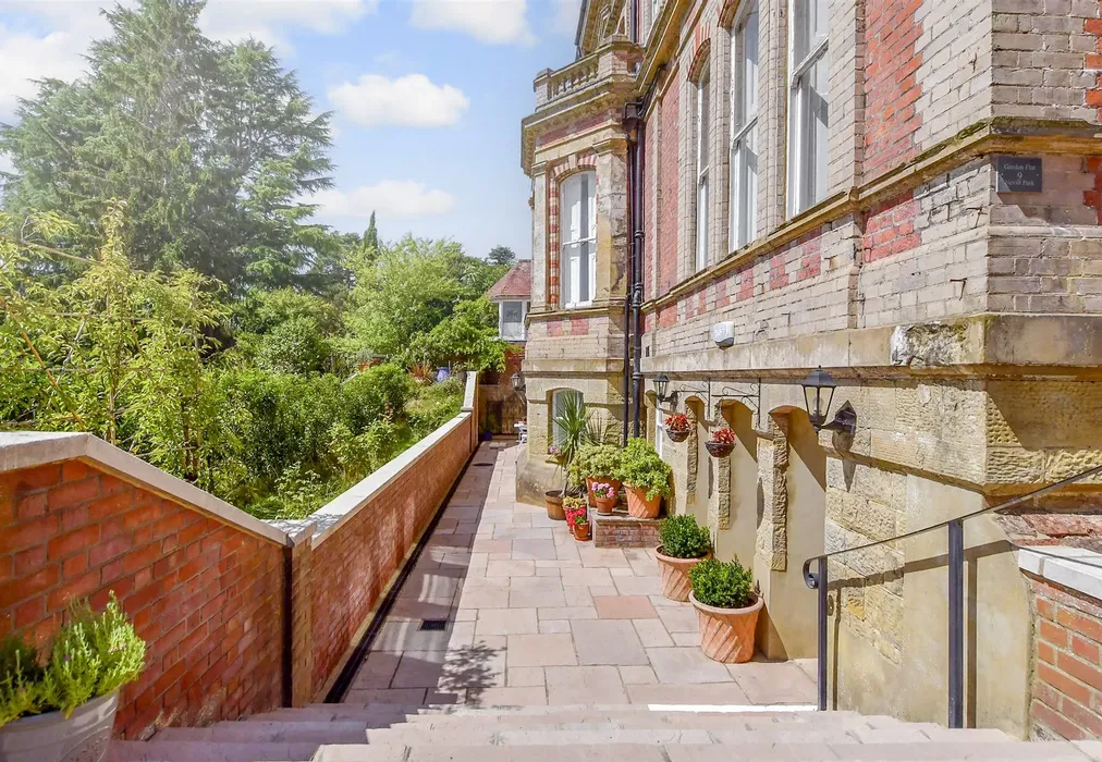 Terrace Entrance - Nevill Park, Tunbridge Wells, Kent - Wards of Kent