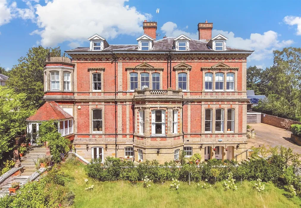 Front Shot - Nevill Park, Tunbridge Wells, Kent - Wards of Kent
