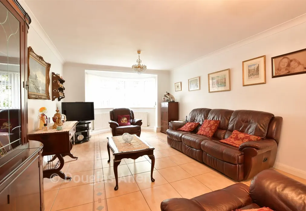 Lounge/Dining Room - Buckingham Close, Emerson Park, Essex - Wards of Kent