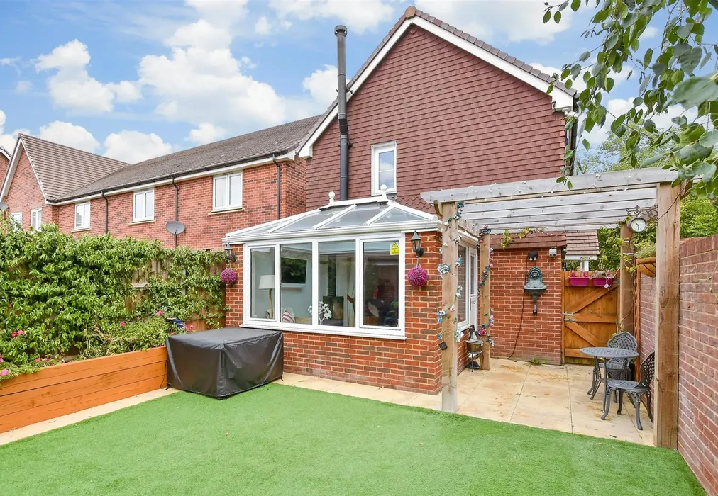 Rear Elevation - Batten Walk, Maidstone, Kent - Wards of Kent