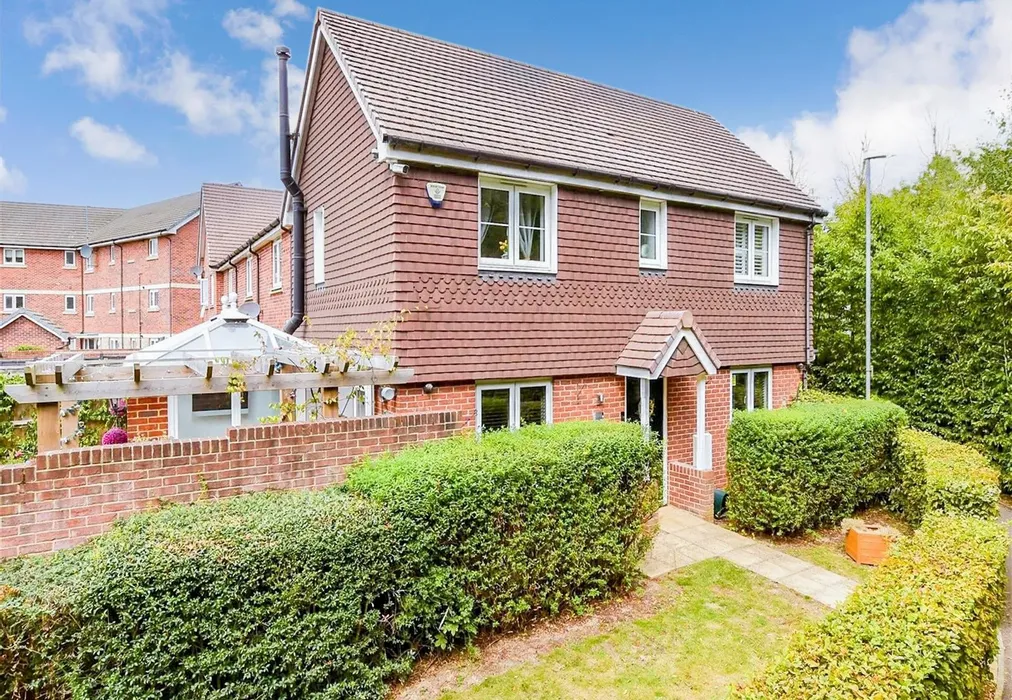 External (Web) 1 - Batten Walk, Maidstone, Kent - Wards of Kent