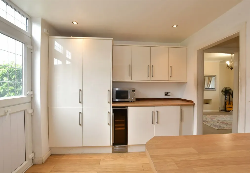 Kitchen/ Breakfast Room - Edison Avenue, Hornchurch, Essex - Wards of Kent