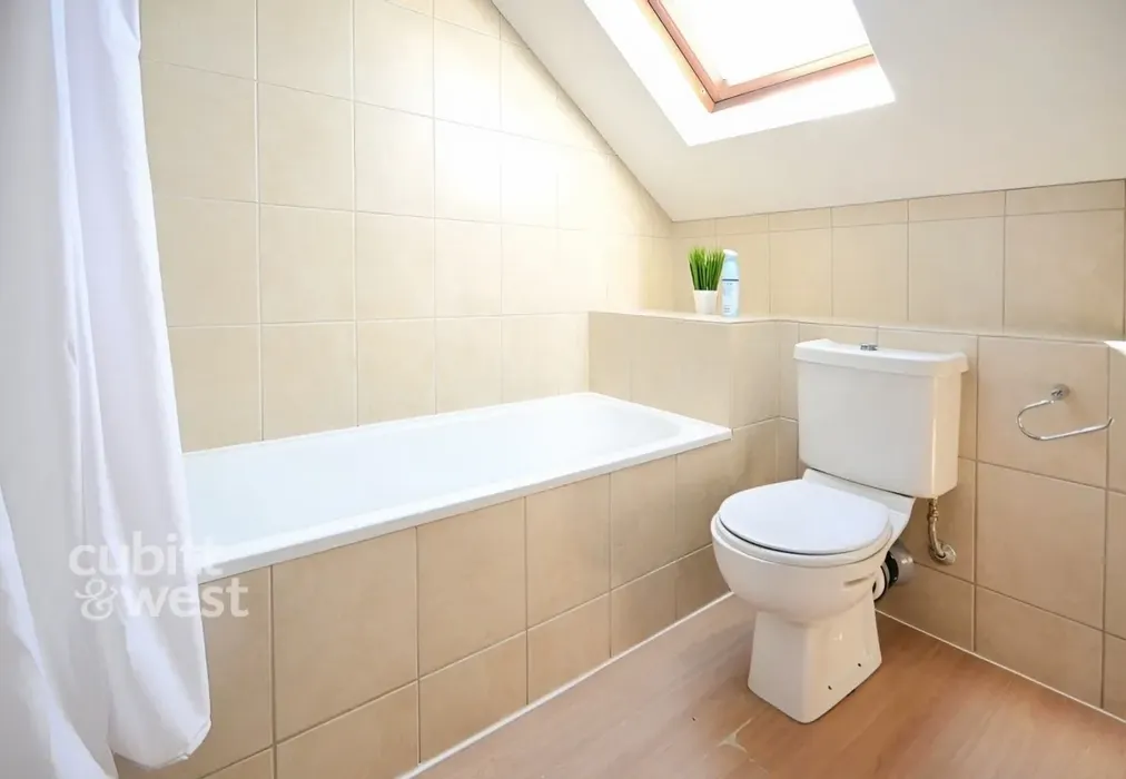 ae287a83-FileAcce... - New Street Horsham RH13 - Wards of Kent