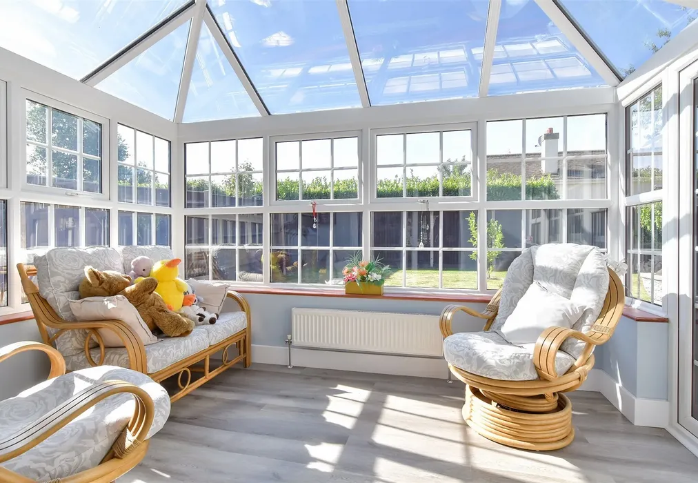 Conservatory - Viking Way, West Kingsdown, Sevenoaks, Kent - Wards of Kent