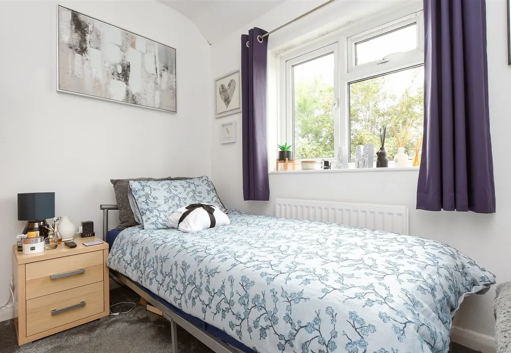Bedroom 3 - Northwood Avenue, Purley, Surrey - Wards of Kent