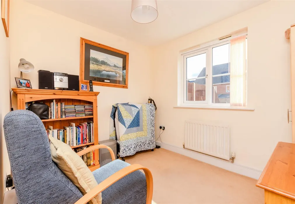 Bedroom 3 - St. Anne's Drive North, Redhill, Surrey - Wards of Kent