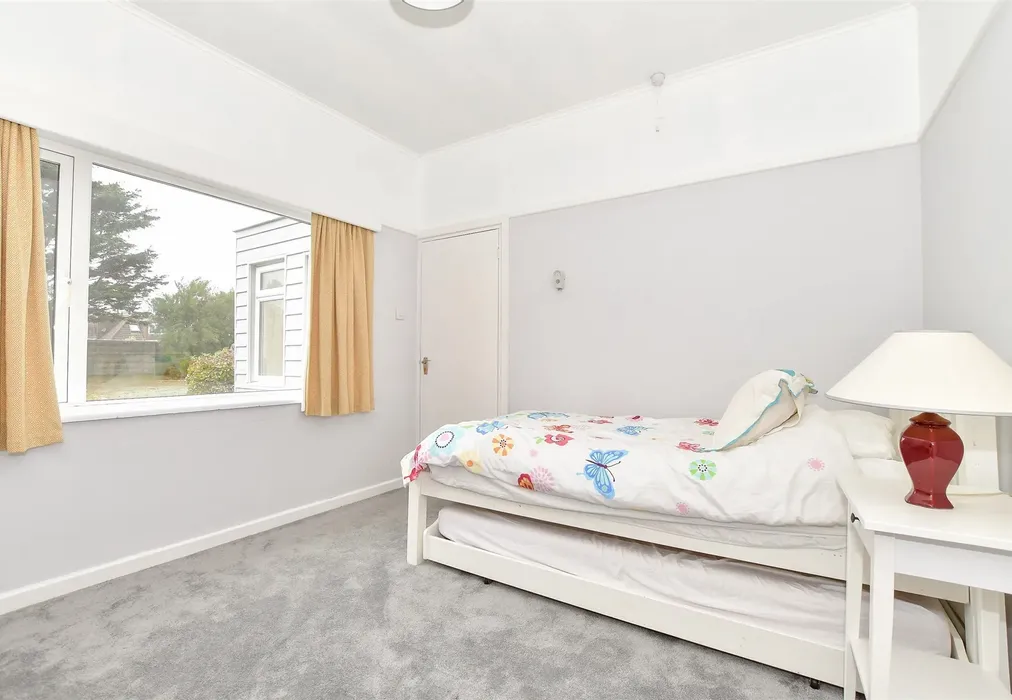 Bedroom 3 - Coast Drive, Lydd-On-Sea, Romney Marsh, Kent - Wards of Kent