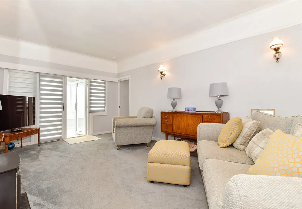 Lounge - Coast Drive, Lydd-On-Sea, Romney Marsh, Kent - Wards of Kent