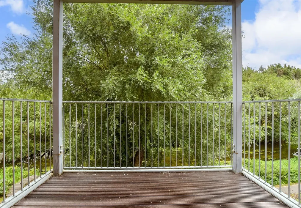 Balcony / Terrace - Westwood Drive, Canterbury, Kent - Wards of Kent