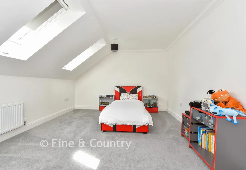 Bedroom 3 - St. John's Road, Tunbridge Wells, Kent - Wards of Kent
