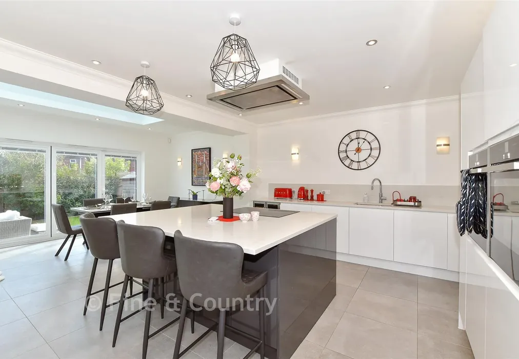 Kitchen/Dining Room - St. John's Road, Tunbridge Wells, Kent - Wards of Kent