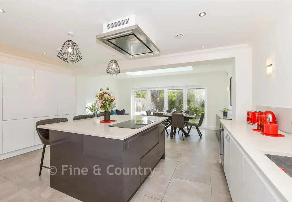 Kitchen/Dining Room - St. John's Road, Tunbridge Wells, Kent - Wards of Kent