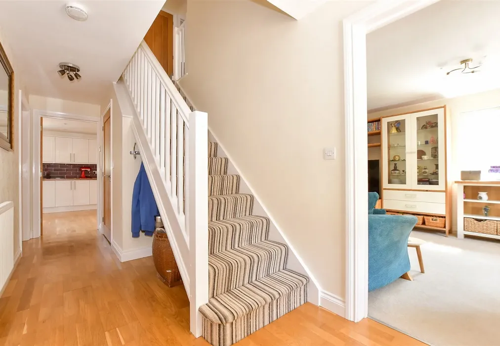 Internal Lifestyle Photograph - Hooke Close, Freshwater, Isle of Wight - Wards of Kent