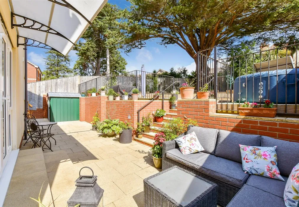 Patio / Decking - Hooke Close, Freshwater, Isle of Wight - Wards of Kent
