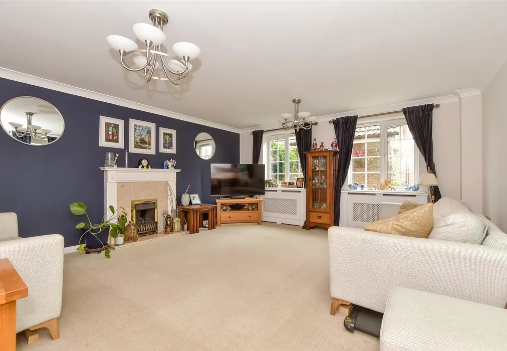 Lounge - Penny Cress Road, Minster On Sea, Sheerness, Kent - Wards of Kent