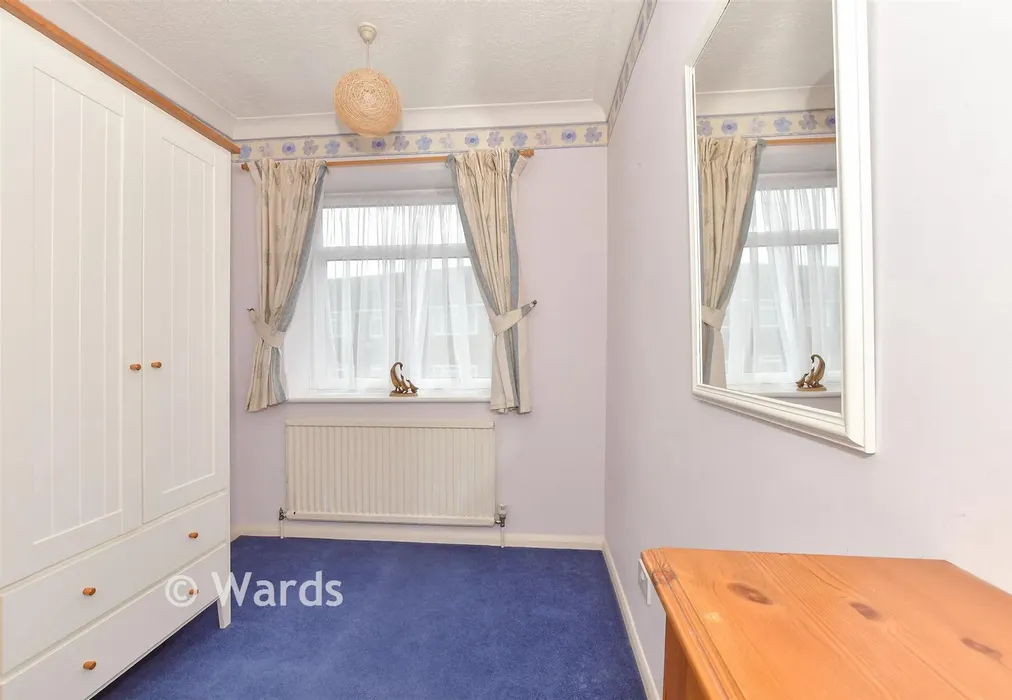 Bedroom 3 - Rough Common, Canterbury, Kent - Wards of Kent