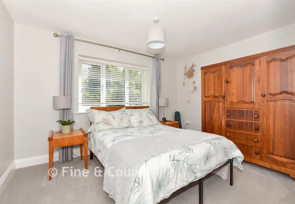 Bedroom 2 - The Street, Adisham, Canterbury, Kent - Wards of Kent
