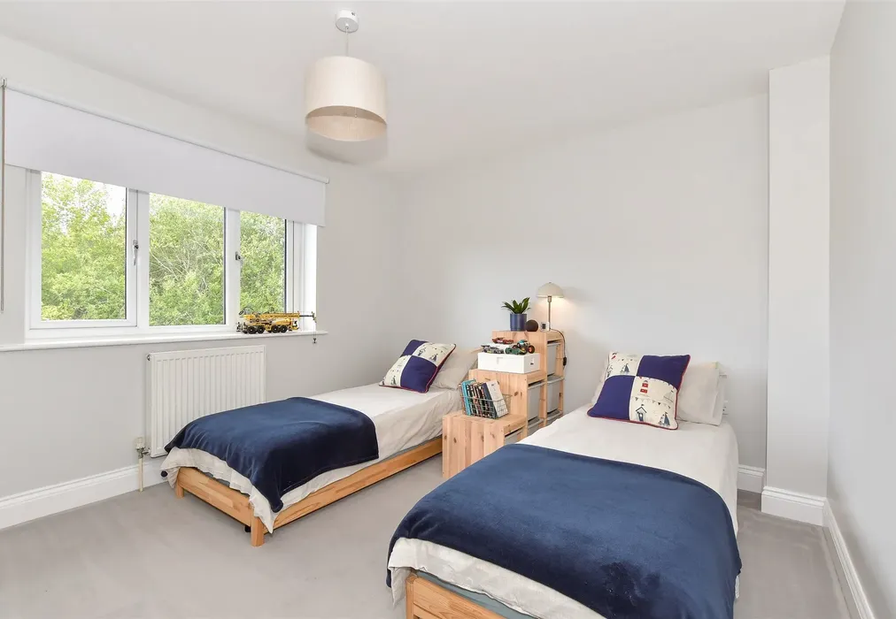 Bedroom 3 - The Street, Adisham, Canterbury, Kent - Wards of Kent