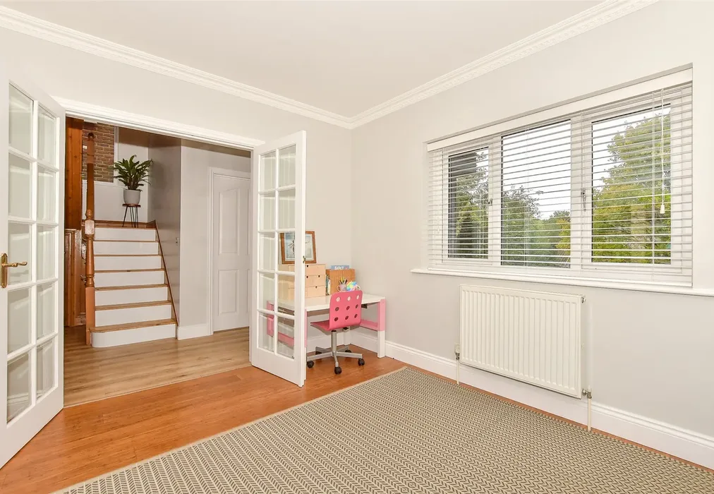 Family Room - The Street, Adisham, Canterbury, Kent - Wards of Kent