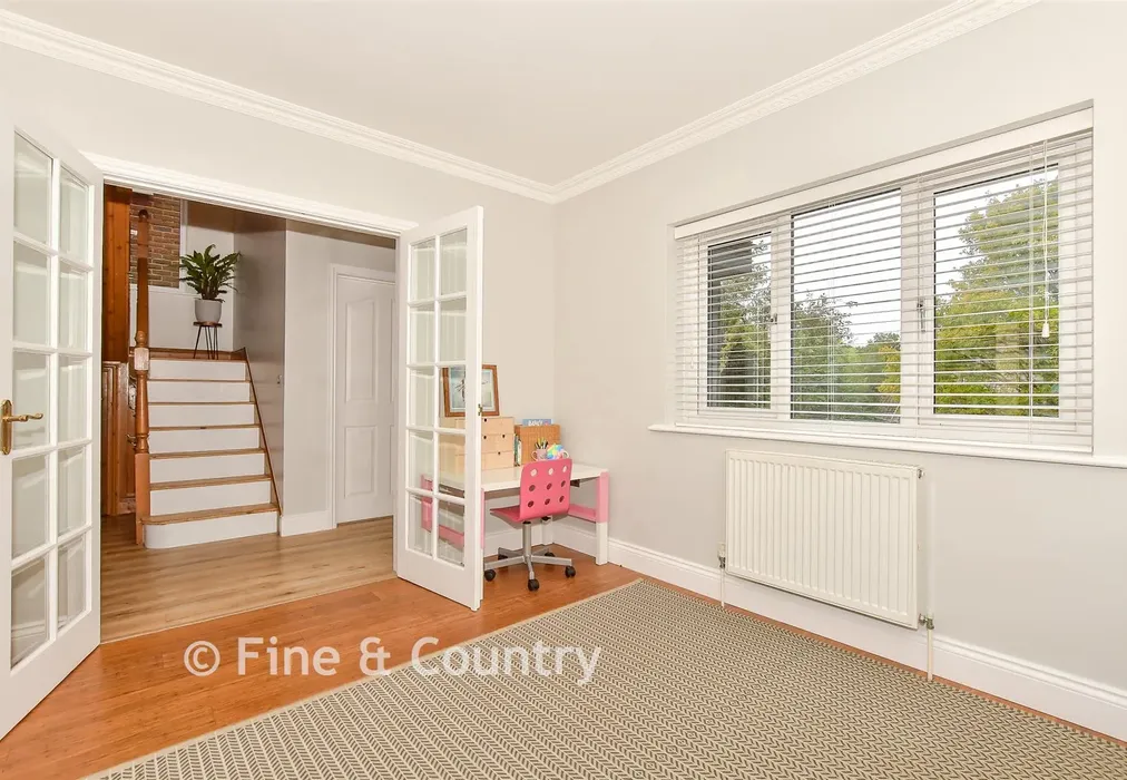 Family Room - The Street, Adisham, Canterbury, Kent - Wards of Kent