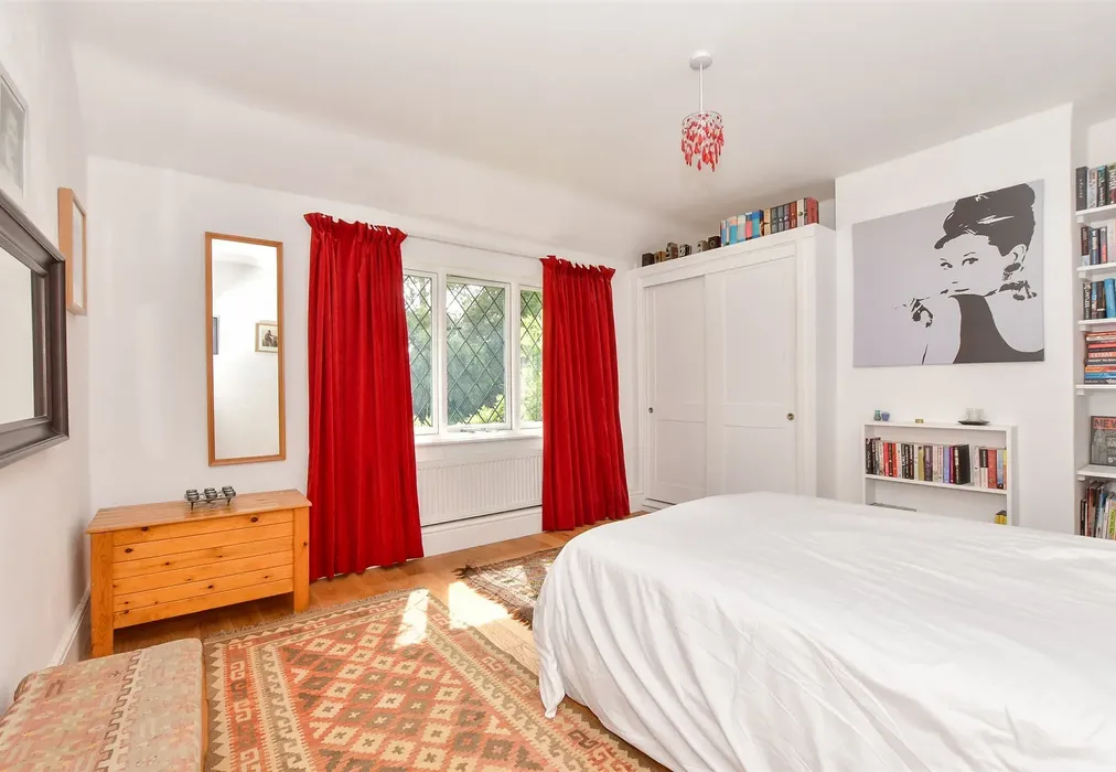 Bedroom 2 - Calleywell Lane, Aldington, Ashford, Kent - Wards of Kent