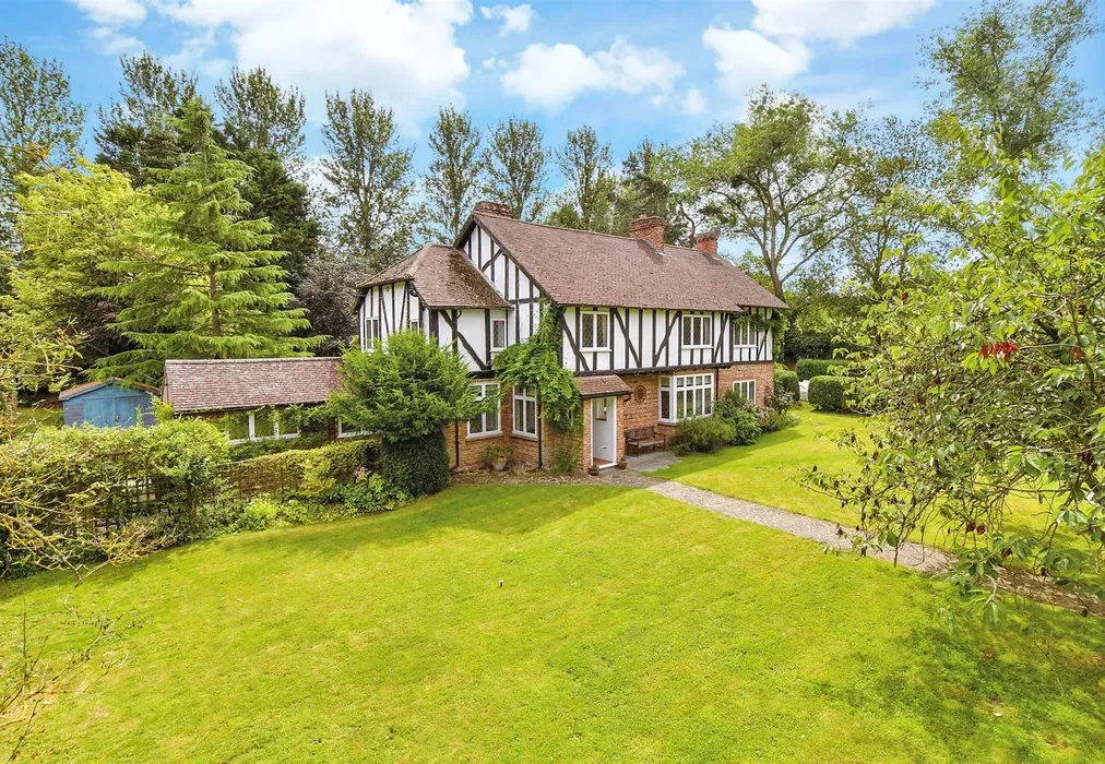 Front Elevation - Calleywell Lane, Aldington, Ashford, Kent - Wards of Kent