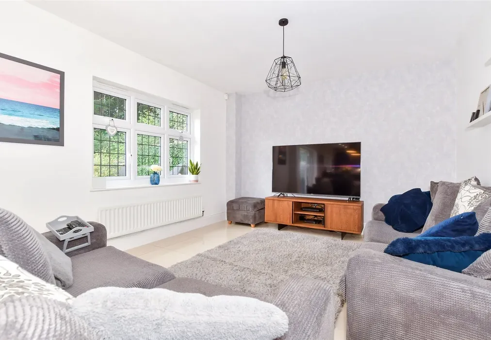 Family Area - Milner Road, Aylesford, Kent - Wards of Kent