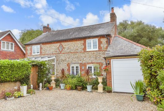 The Gardens, West Ashling, Chichester, West Sussex - Wards of Kent
